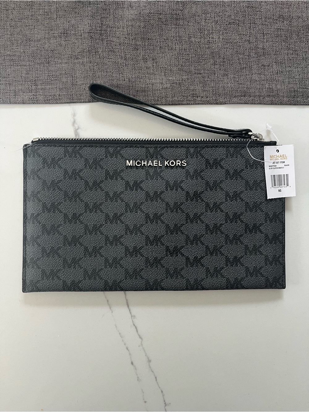 Michael Kors Black/Gray Signature Wristlet Pouch